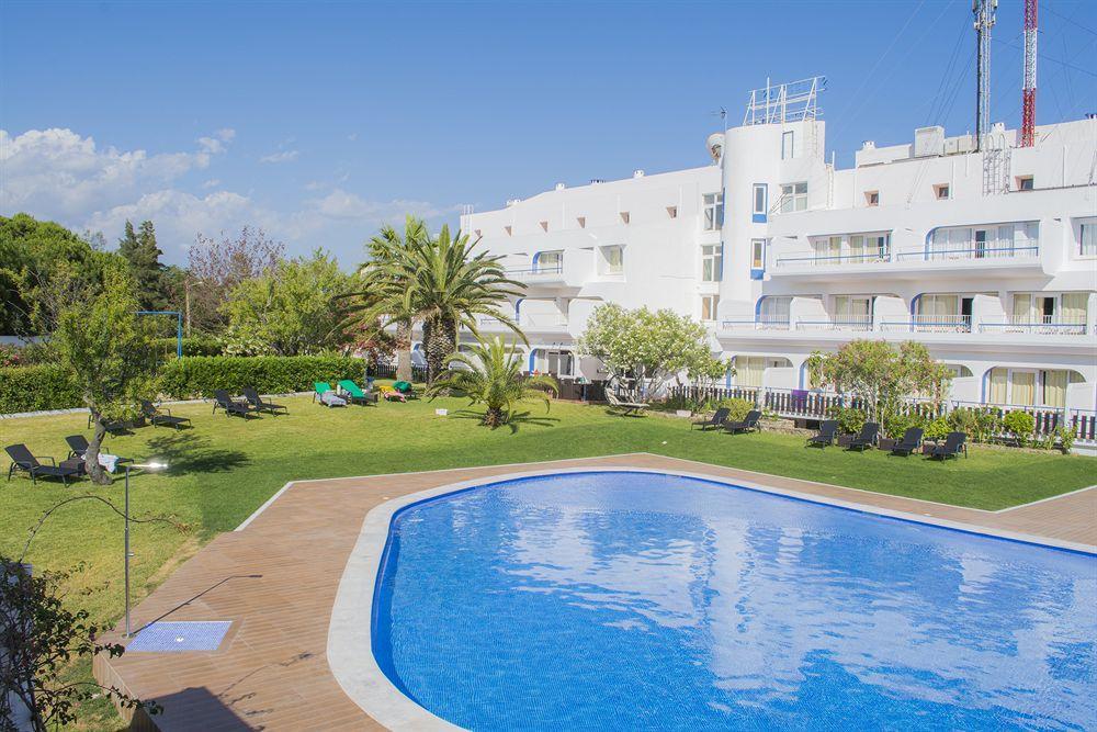 Carvoeiro Hotel 4*